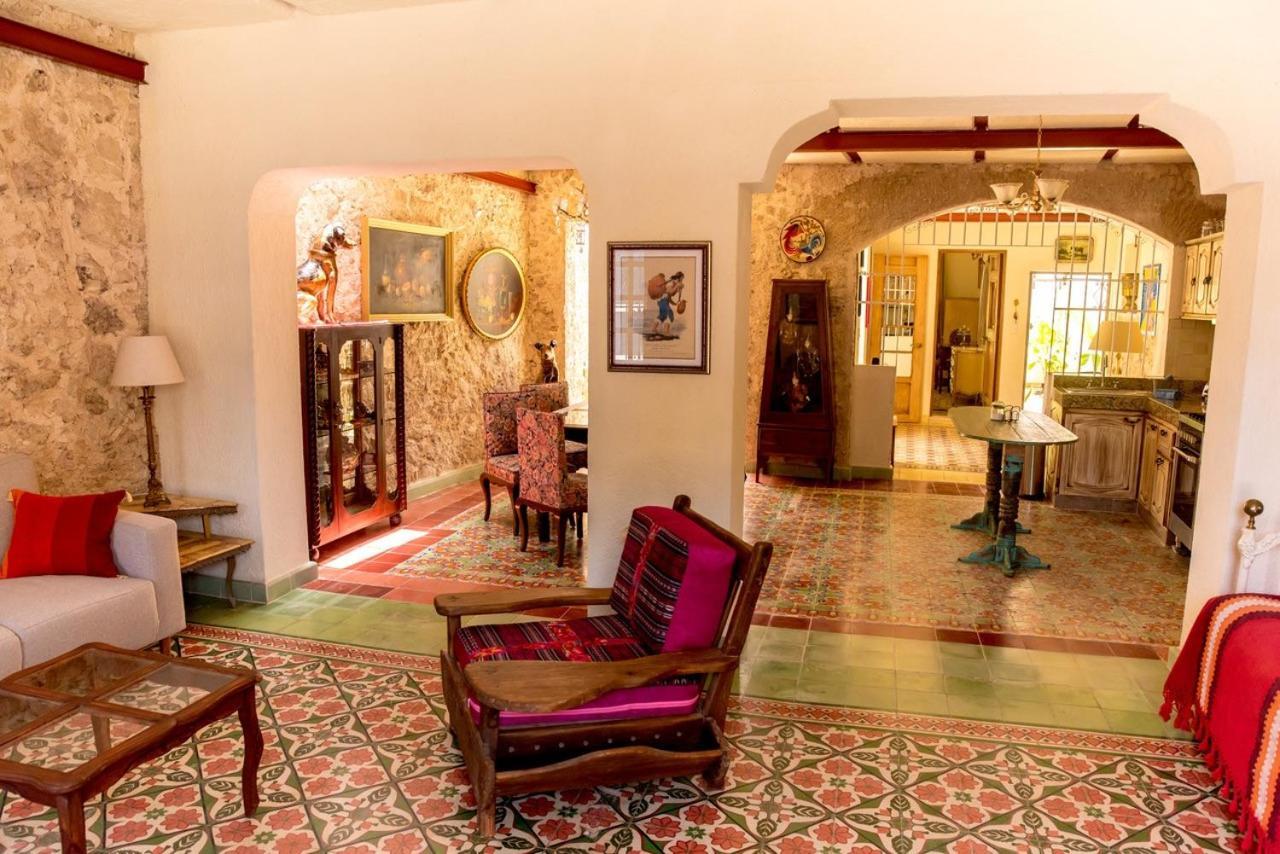 Casa Palmas By Majikal B&B Mérida Extérieur photo